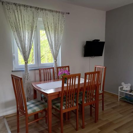 Apartment Rosie Smoljanac Buitenkant foto