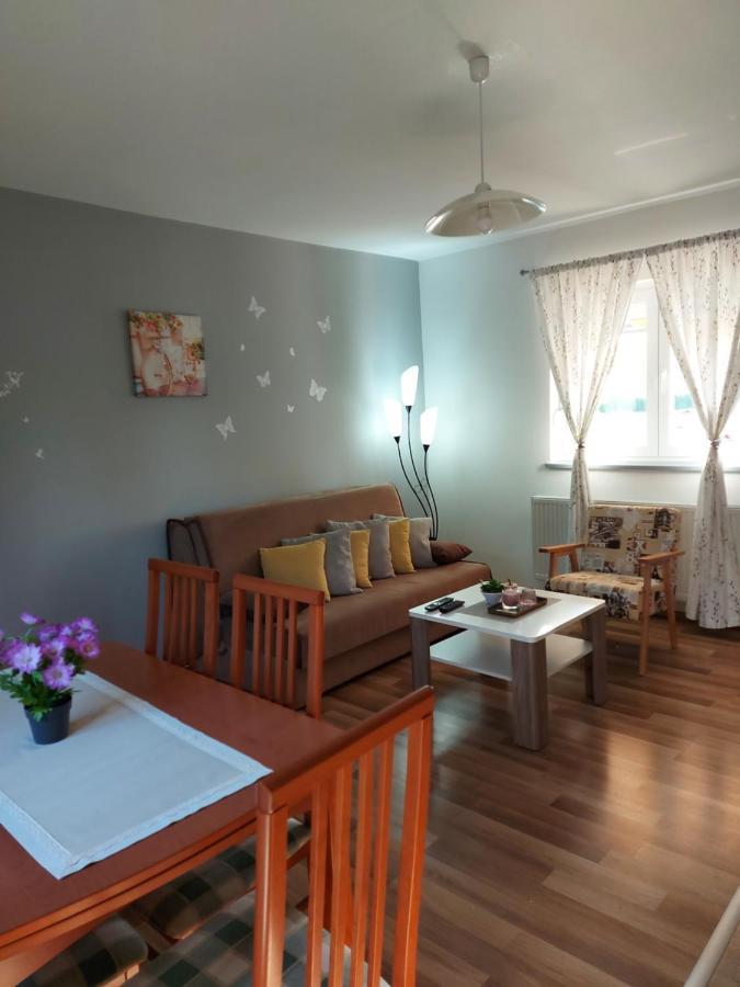 Apartment Rosie Smoljanac Buitenkant foto