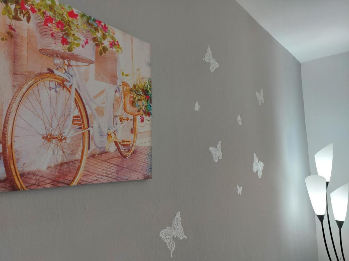 Apartment Rosie Smoljanac Buitenkant foto